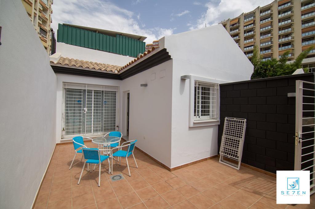 Apartamentos Seven Village 베날마데나코스타 외부 사진